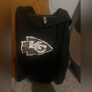 Chiefs v neck crop top